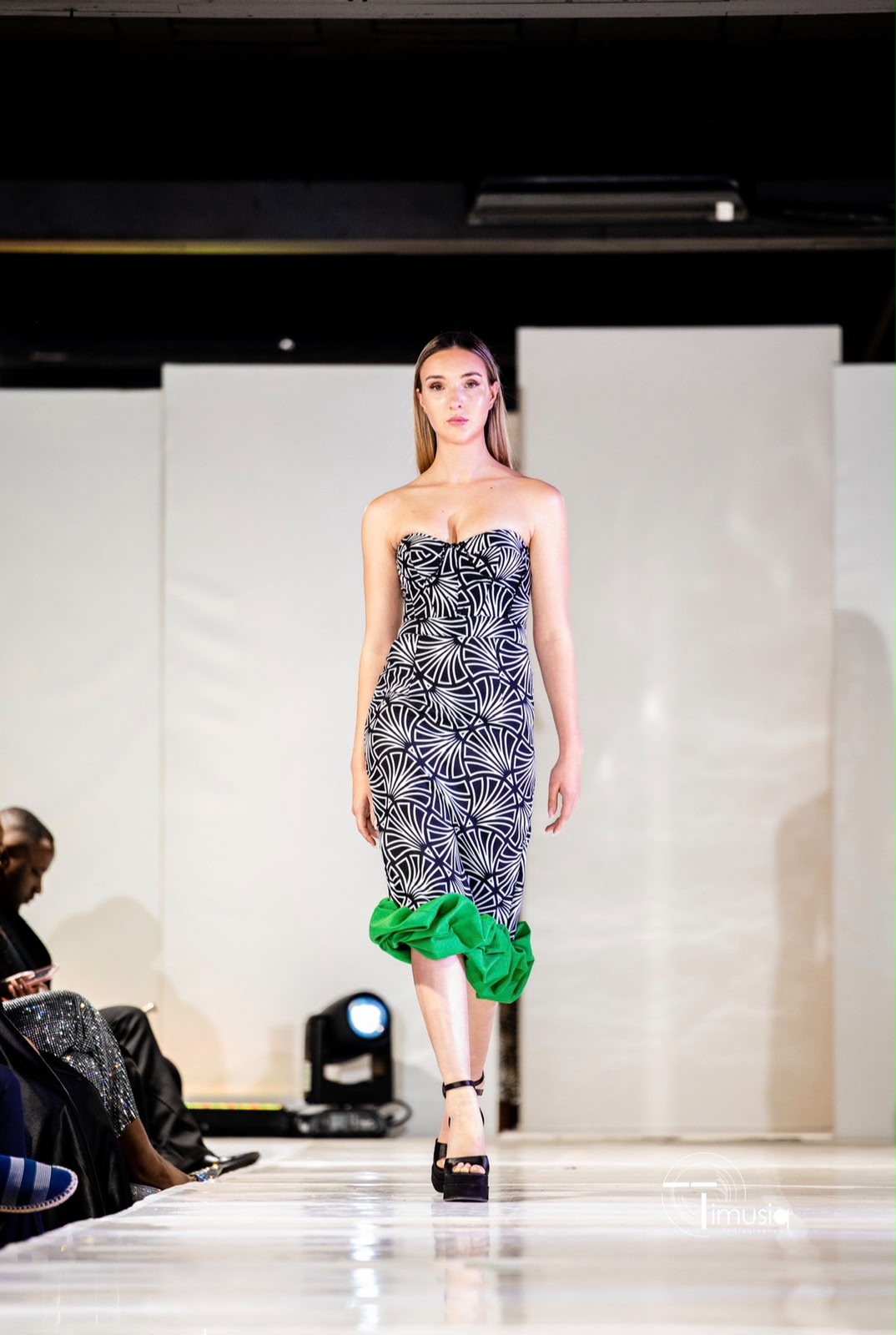 RUNWAY MODELLING WORKSHOP WITH SEREN KOEKEMOER - Image 3
